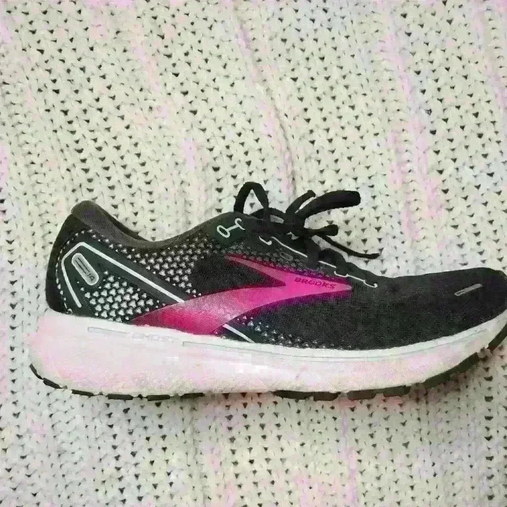 Brooks ghost 14 women's